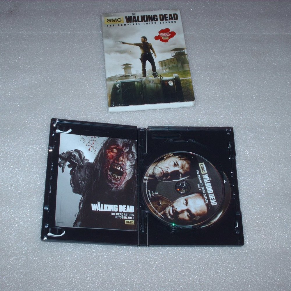 The Walking Dead - 5 disc, complete season 3 set